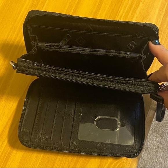 Vera Bradley Black Wallet/Wristlet - Picture 4 of 6